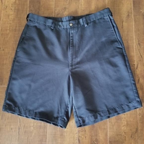 Haggar Men's Navy Flat Front Dress Shorts… - Picture 1 of 11